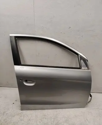 Mitsubishi Space Star Front door