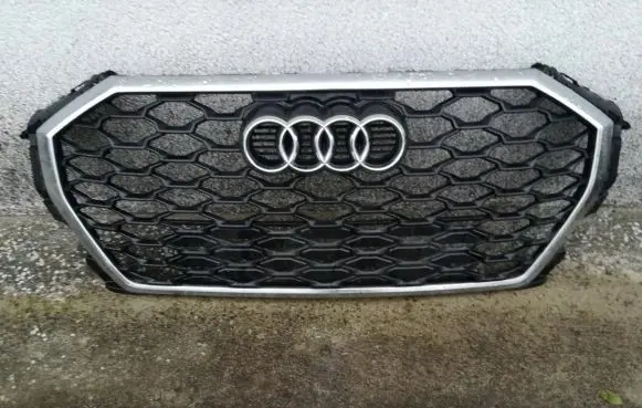 Audi Q3 F3 Front bumper upper radiator grill 83F853651