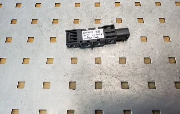 Chrysler 300 - 300C Airbag deployment crash/impact sensor 04896173AA