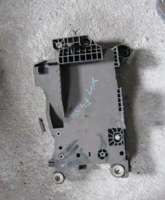 BMW X1 F48 F49 Battery box tray 7641798 0003126 200417