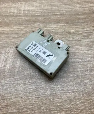 BMW 7 E65 E66 Aerial antenna amplifier 8368205 1749901