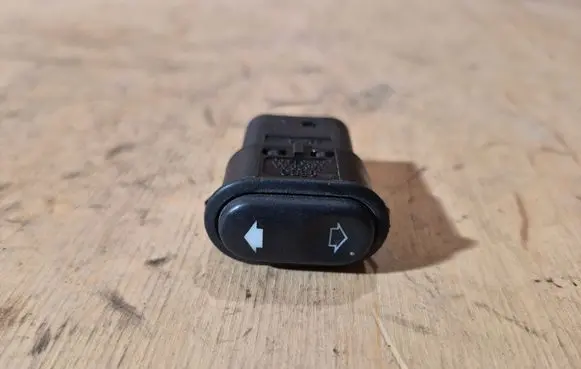 Ford Scorpio Electric window control switch 14529AA 03161400