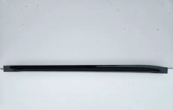 BMW M4 G82 G83 Sill/side skirt trim 51778084409 8084409