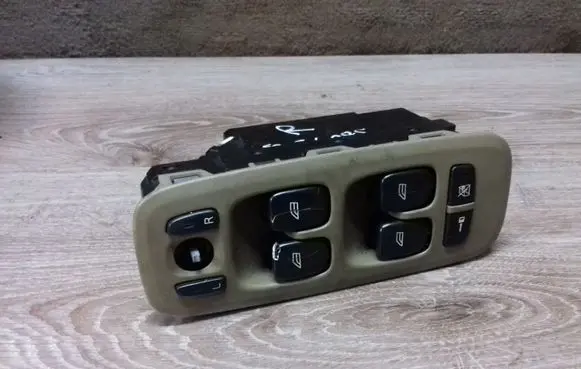 Volvo S60 Electric window control switch 30739077