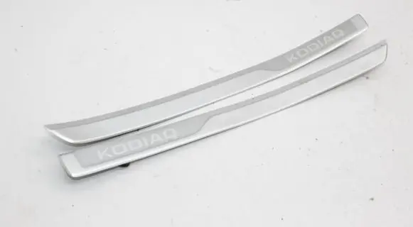 Skoda Kodiaq sill trim set (inner) 565853813 565853814
