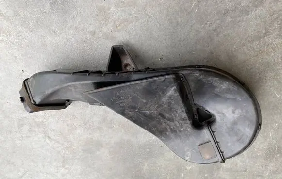 Toyota Auris E180 Air intake duct part 177510N060
