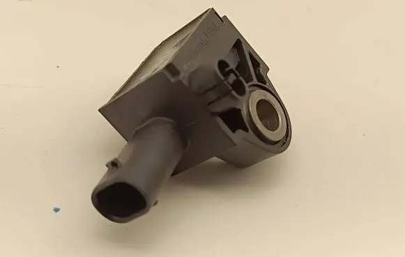 Chrysler Pacifica Airbag deployment crash/impact sensor 68245079AA 53328371 4201B