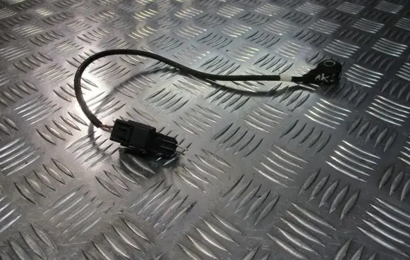 Ford Focus Detonation knock sensor 98MF-12A699-BA