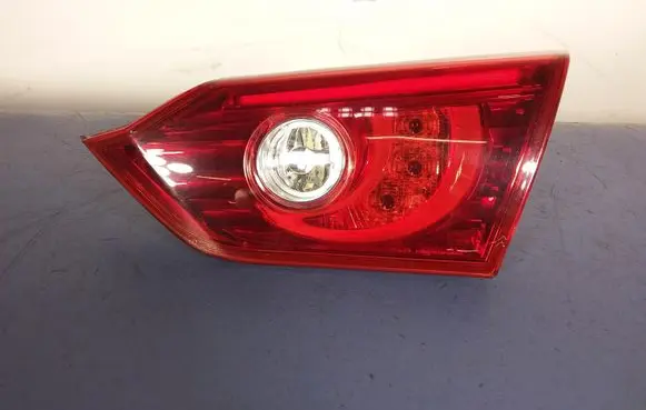 Infiniti Q50 Rear/tail lights