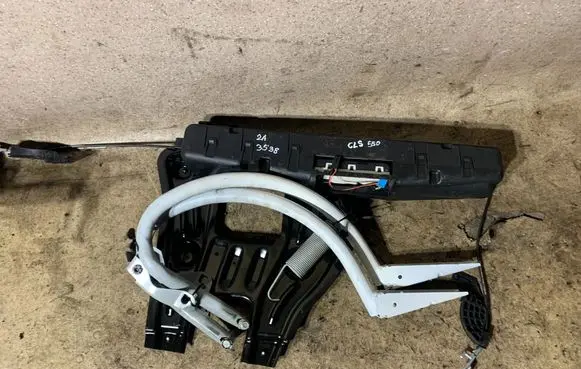 Mercedes-Benz CLS C218 X218 Tailgate/trunk/boot lift motor 