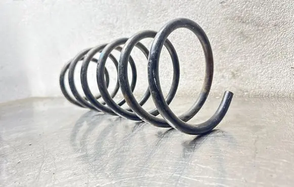 Opel Omega B2 Front coil spring 