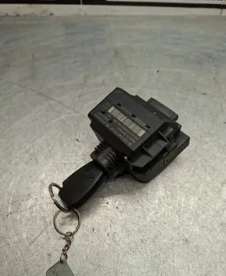 Mercedes-Benz CLK A209 C209 Ignition lock 2095450508 9004725660206180 33002406