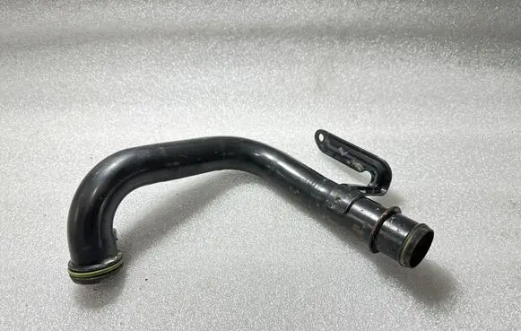 Audi A6 S6 C6 4F Engine coolant pipe/hose 059121071AN