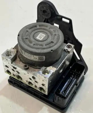 Volkswagen PASSAT B8 ABS Pump 3Q0907379K