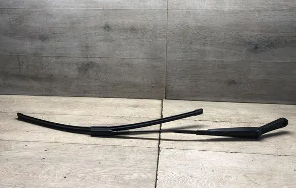 Audi A6 C7 Front wiper blade arm 4G1955407B