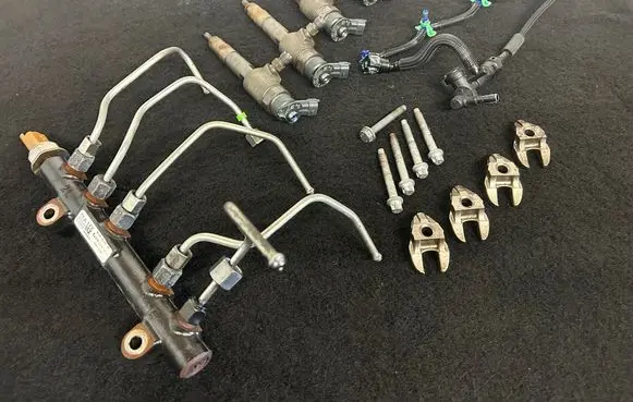 Peugeot 308 Fuel injection system set 9804776780 180264378 28497Z01