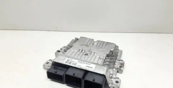 Volvo V40 Engine control unit/module 31355712