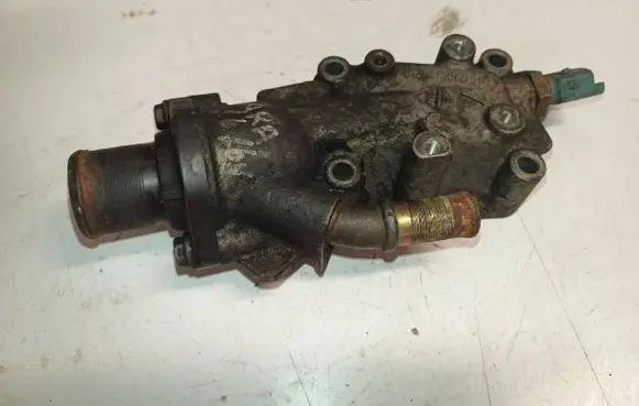 Citroen Xsara Thermostat housing 9639913980