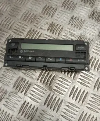Volkswagen PASSAT B5.5 Climate control unit