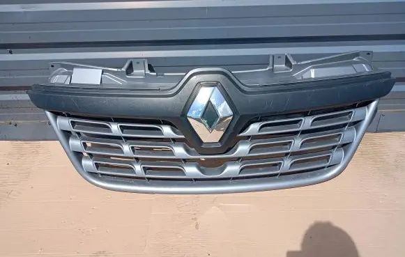 Renault Master III Front grill