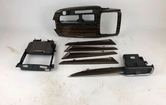 Maserati Levante Door card panel trim set 670015136