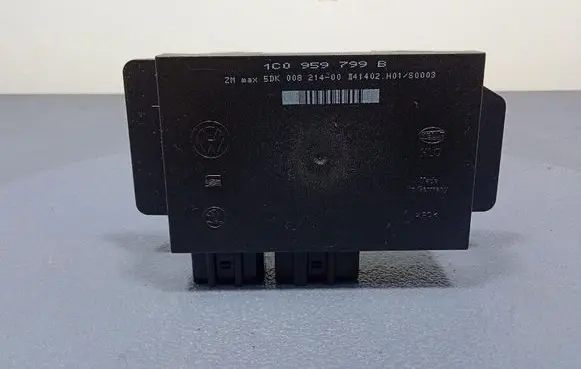 Skoda Superb B5 (3U) Comfort/convenience module 1C0959799B