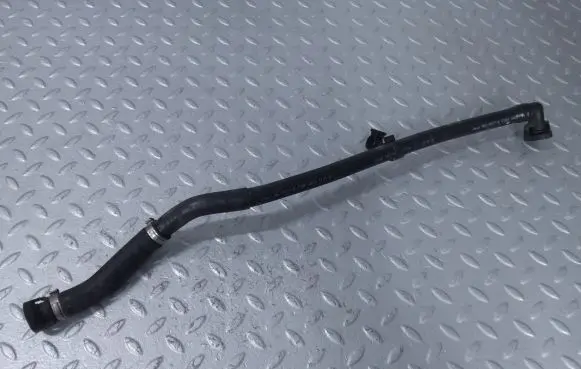Breather/breather pipe/hose