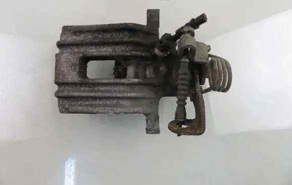 Audi A4 S4 B6 8E 8H Rear brake caliper 