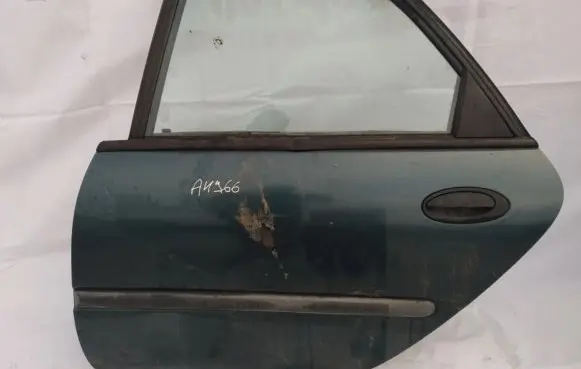 Renault Laguna I Rear door 