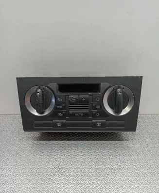 Audi A3 S3 8P Climate control unit 8P0820043H 06018027
