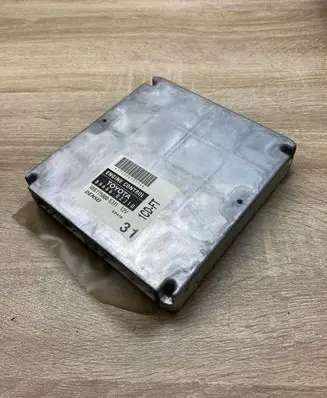Toyota Corolla Verso E121 Engine control unit/module ECU 8966602310 MB1758005311