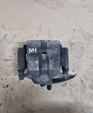 Lexus CT 200H Front brake caliper