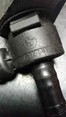 BMW Z4 E85 E86 Fuel tank valve 7512581