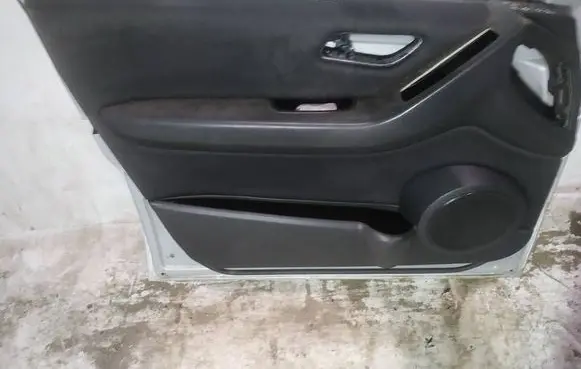 Mercedes-Benz A W169 Front door card panel trim