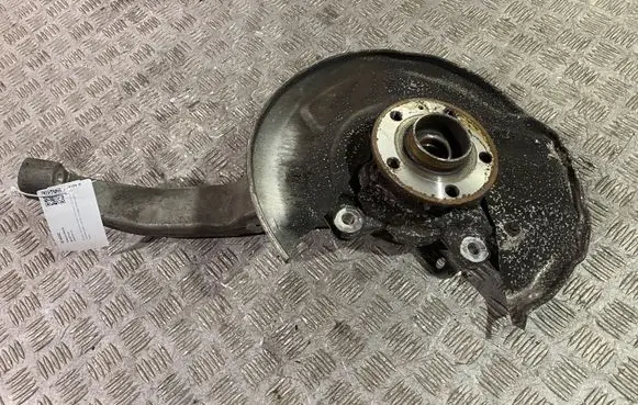 Volvo XC90 Front wheel hub 