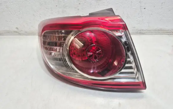 Hyundai Santa Fe Rear/tail lights 924012B5