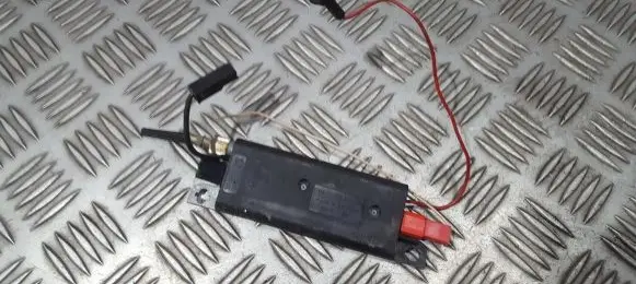 Audi A4 S4 B5 8D Antenna control unit 8D5035225