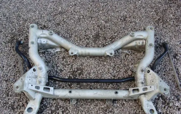 Mercedes-Benz CLS C218 X218 Front axle beam 