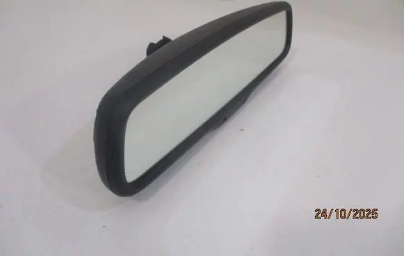 Rear view mirror (interior)