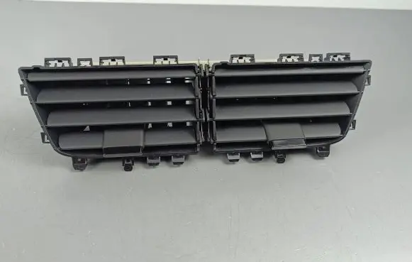 Polestar 2 Dash center air vent grill 32329295