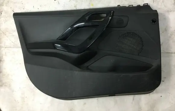 Peugeot 208 Front door card panel trim 96763526ZD