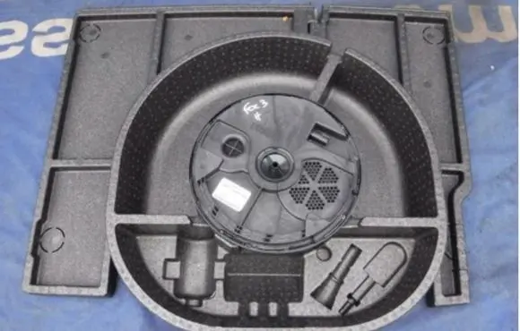 Ford Focus Subwoofer speaker DM5T19A067AA