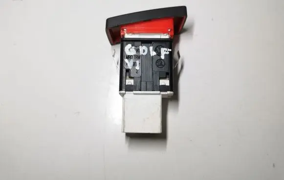 Volkswagen Golf VI Hazard light switch 5K0953509A