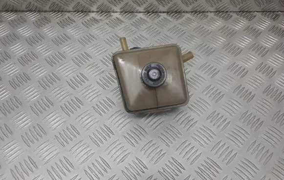 KIA Carens I Power steering fluid tank/reservoir