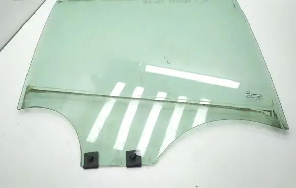 Dacia Sandero Rear door window glass 
