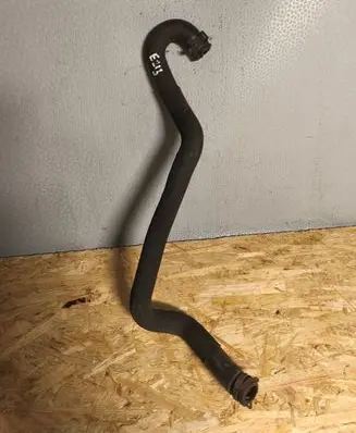 Mercedes-Benz E W213 Engine coolant pipe/hose