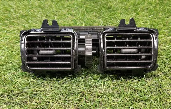 Nissan Pathfinder R52 Rear air vent grill 687943JA0A 687943JA0B 687943KA1B
