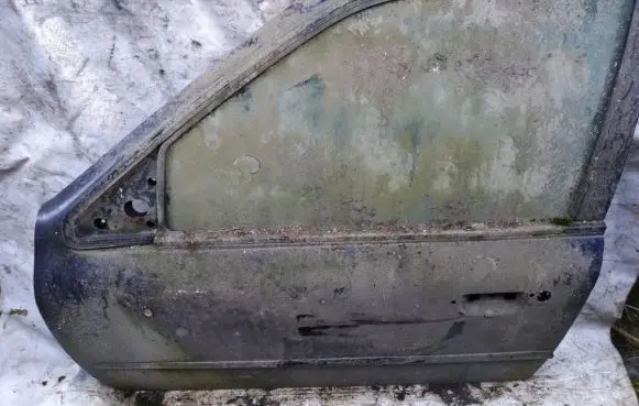 Ford Scorpio Front door melynos
