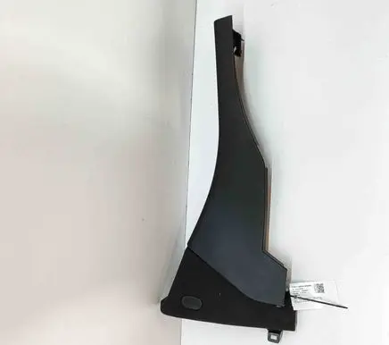 Maserati Ghibli (C) pillar trim 670010908 670072909