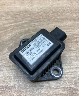 Audi A4 S4 B7 8E 8H ESP acceleration yaw rate sensor 8E0907637A 0265005245